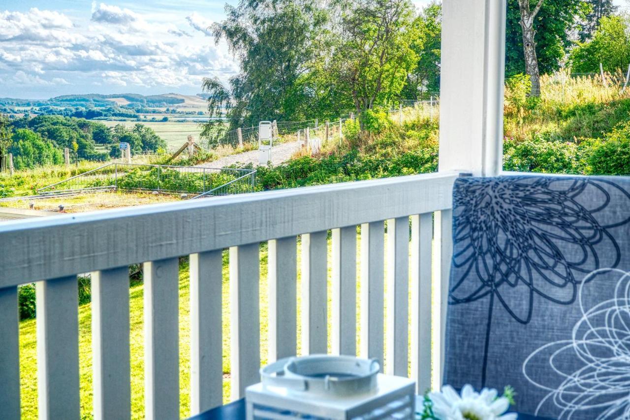 Mit Meerblick Und Balkon, Gratis Nutzung Vom Ahoi Erlebnisbad Und Sauna In Sellin - Meeresblick Fewo 35 Goehren  Exterior foto